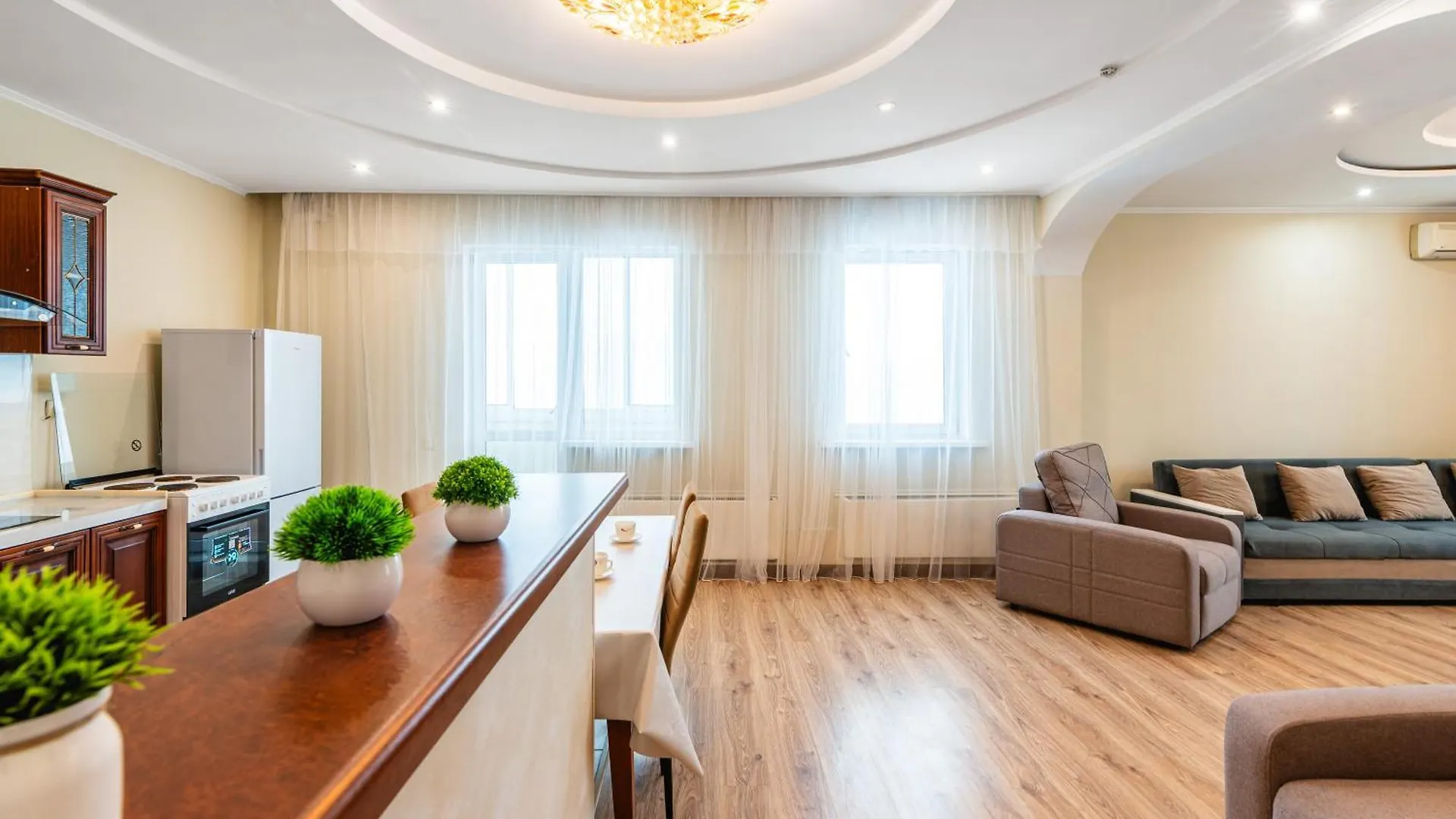 Apartment Просторная 3-Х Комнатная Квартира В Стиле Минимализм Almaty