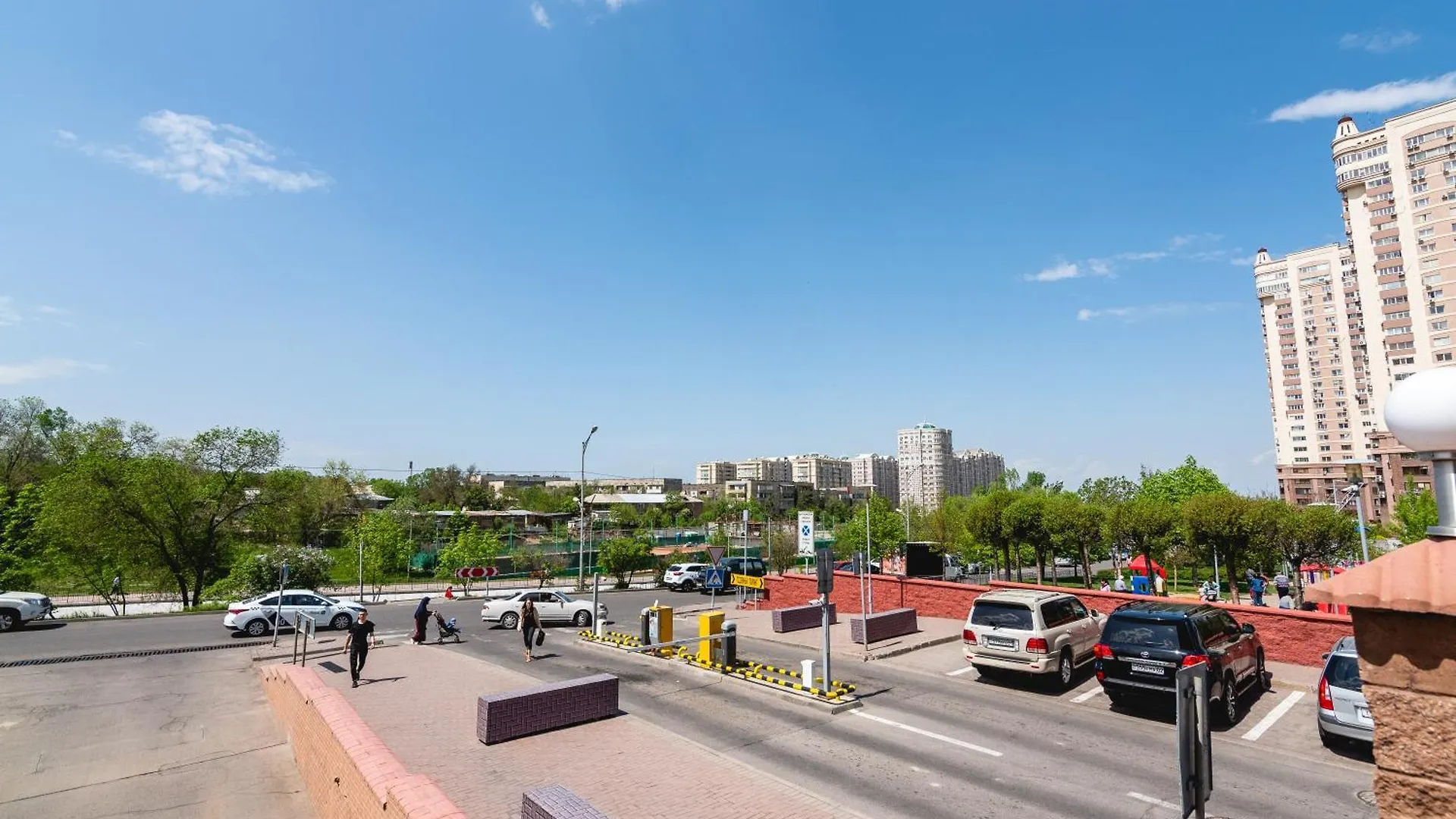 Просторная 3-Х Комнатная Квартира В Стиле Минимализм Almaty
